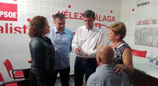 El PSOE denuncia que dos tercios de los municipios de la Axarquía se ven perjudicados por el reparto a dedo de los fondos de la Diputación