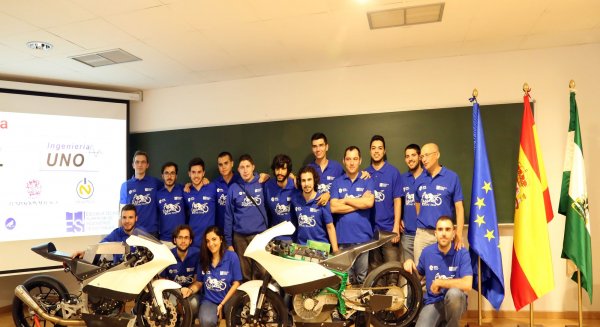Estudiantes de la UMA competirán en Motostudent 2016 en el circuito de Alcañiz