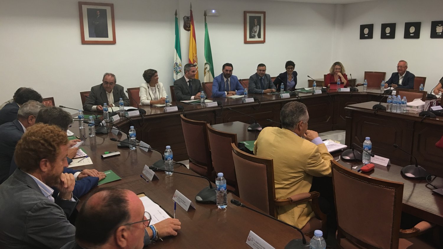 La Mesa del Turismo aprueba el nuevo Plan de Choque contra la Estacionalidad del Litoral hasta 2018