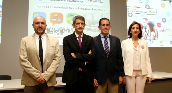 Unicaja celebra el Día Nacional de la Educación Financiera con una jornada en el Centro de Educación Financiera