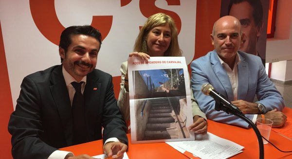 Ciudadanos lanza una ofensiva para conseguir que toda la red ferroviaria de la provincia sea accesible