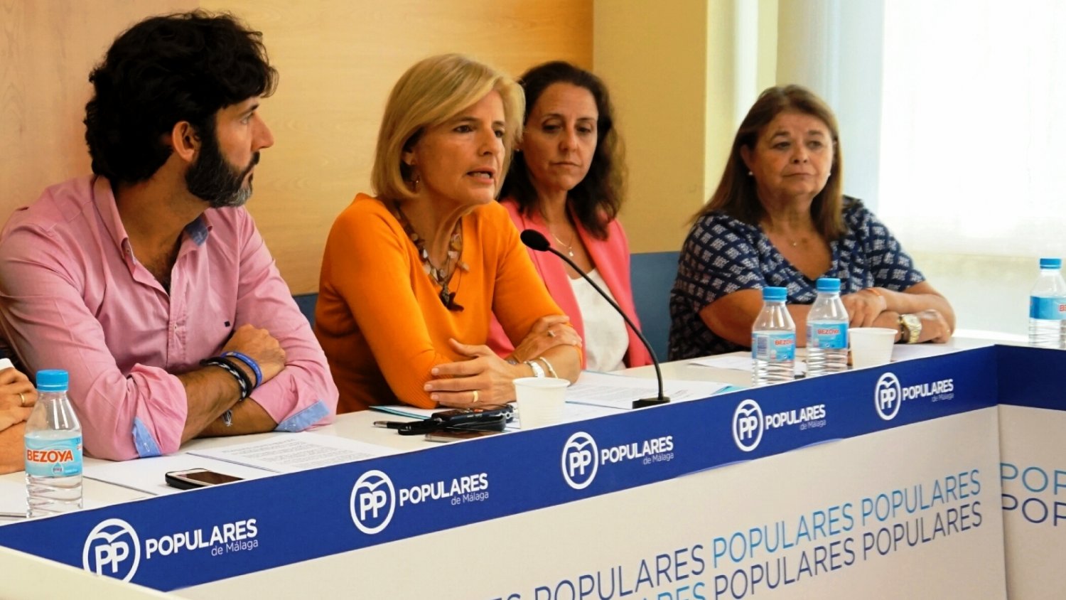 El PP denuncia que hay 3.000 enfermos de alzhéimer en listas de espera y sólo 863 plazas concertadas