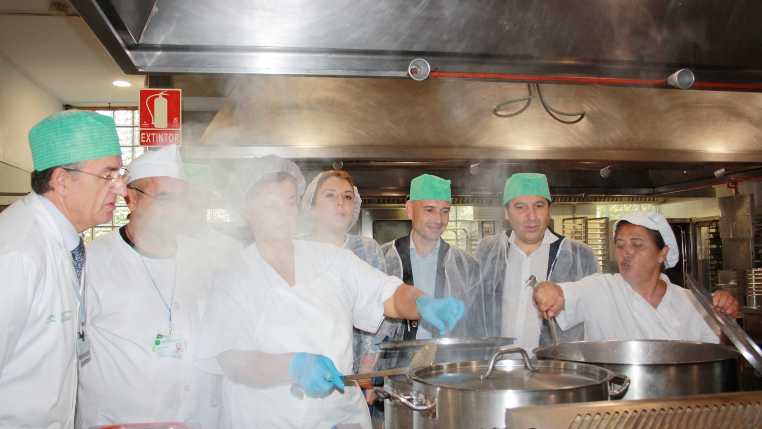 El Regional de Málaga se convierte en el primer hospital español con reconocimiento certificado de su menú ecológico
