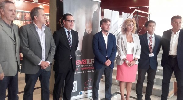 La Cueva de Nerja destaca la necesidad de priorizar la conservación como eje dinamizador de las visitas