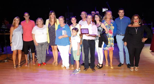 Torremolinos entrega los premios a las mejores carretas de bueyes y tractores de la Romería San Miguel 2016