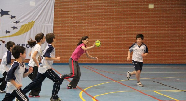 Un total de 1.332 personas inician sus clases en una veintena de modalidades que ofertan las Escuelas Deportivas Municipales en Estepona
