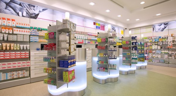 La Junta aprueba un decreto que mejorará la seguridad en la dispensación farmacéutica y la intimidad de los usuarios