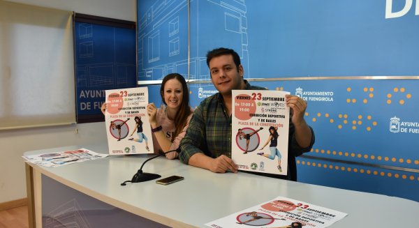 La plaza de la Constitución acoge una exhibición deportiva y de baile a cargo del gimnasio Studio 1
