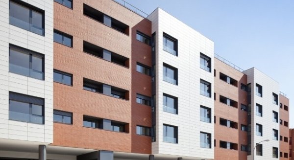 La Junta ejecuta obras en 46 viviendas públicas en alquiler de Málaga por importe de 230.000 euros