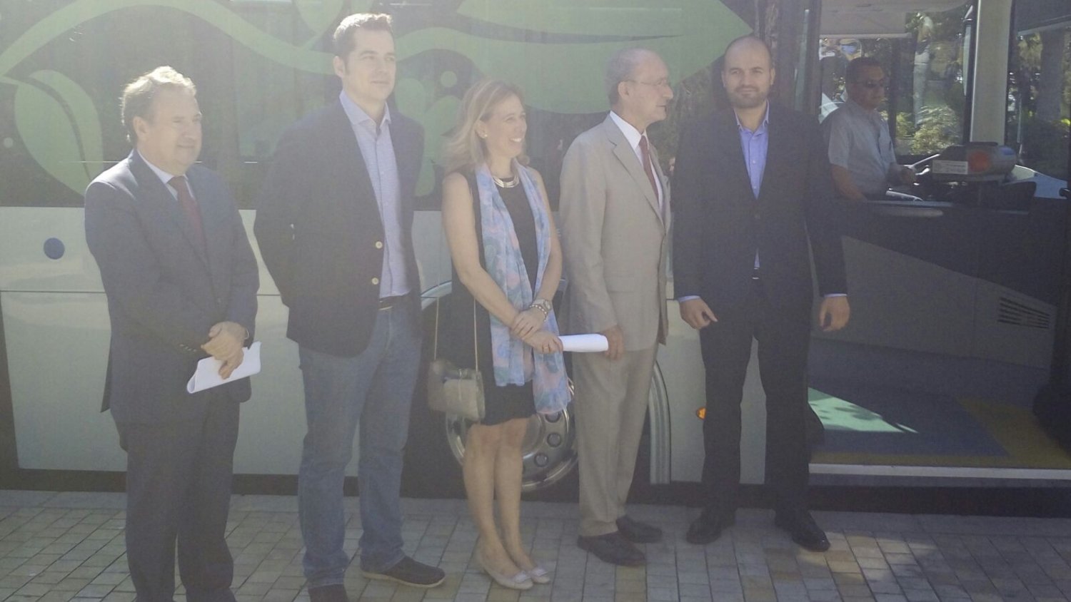 EMT incorpora en pruebas un autobús ecológico con tecnología 100% eléctrica