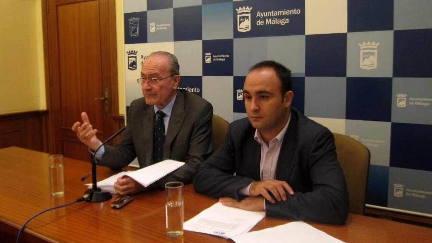 De la Torre destituye a Mario Cortés como portavoz