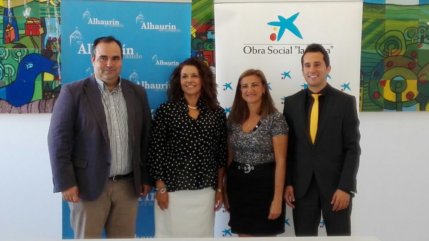 La campaña 'Tu material estrella' reparte 734 lotes de material escolar en el Valle del Guadalhorce