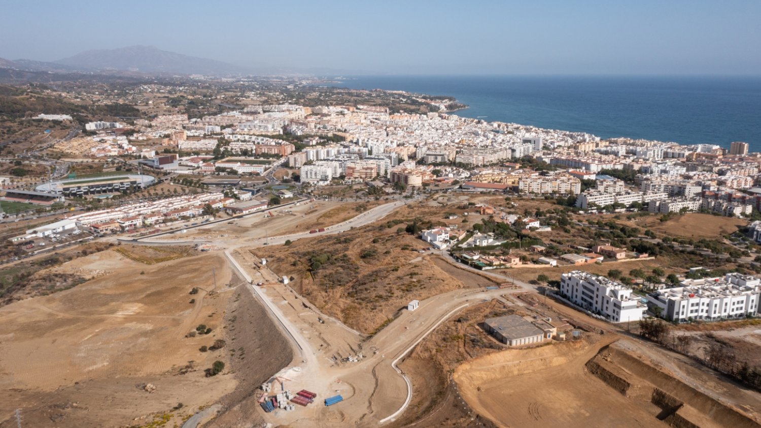 Las obras para urbanizar al sector Camino de las Mesas alcanzan el 75% de ejecución