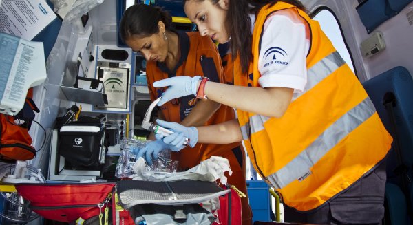 Salud entrena a 233 médicos residentes en Andalucía para actuar ante emergencias sanitarias