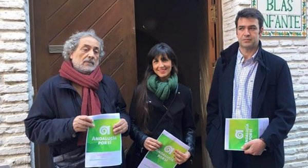 “AxSí no será una cadena de franquicias políticas locales”