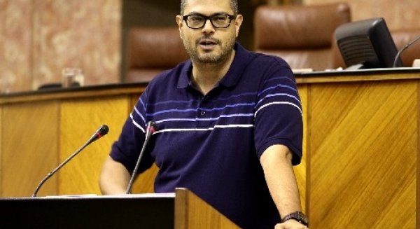 Podemos pide a la Junta que se disculpe por la reducción en el servicio de oncología en Málaga y sancione a los responsables