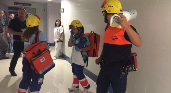 El Área Sanitaria Norte de Málaga realiza un simulacro de incendio en la planta de Maternidad del Hospital de Antequera