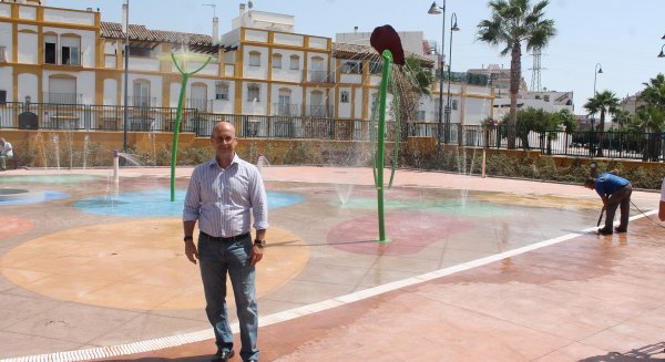 El Parque del Agua de Las Cañadas en Mijas entra en funcionamiento para el uso de los niños