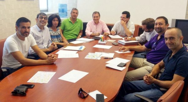 La Junta se reúne con los comerciantes de la Alameda en Málaga para analizar el impacto de las obras del metro