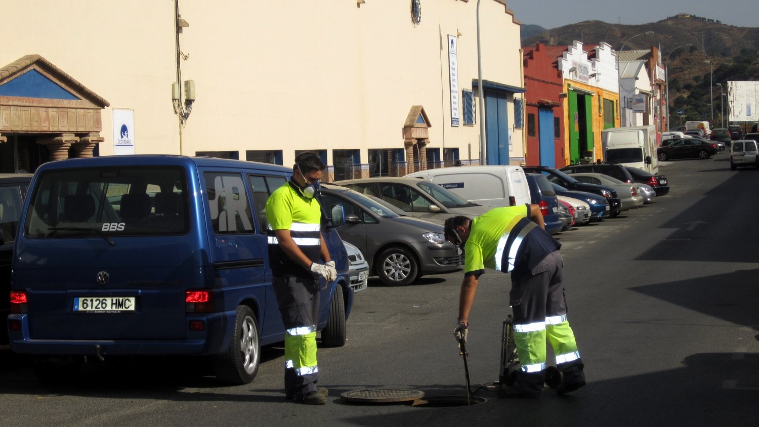 El plan de limpieza de alcantarillado en Estepona llega a su recta final tras actuar en 240 kilómetros