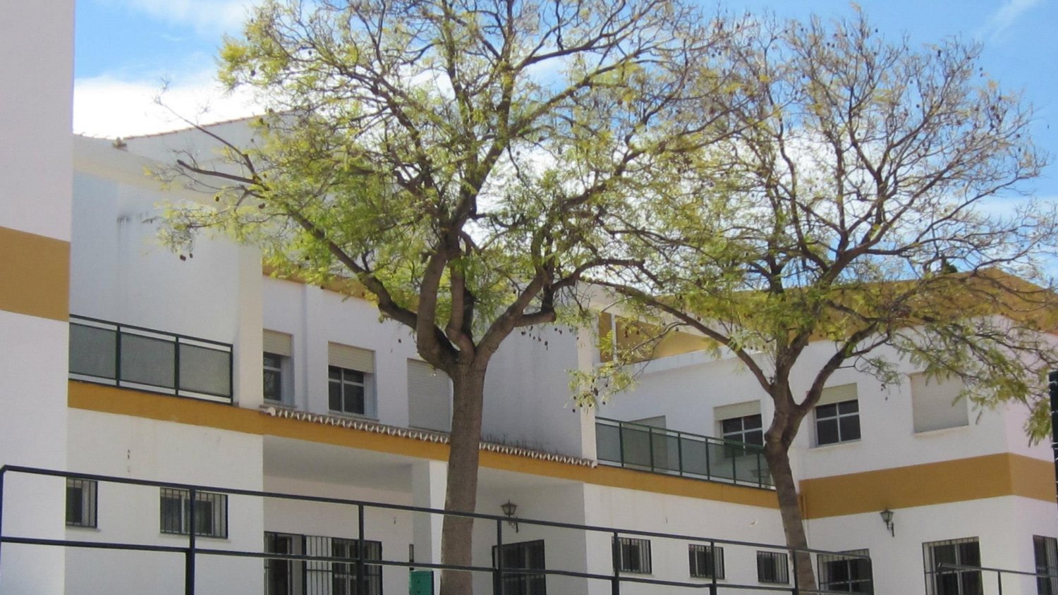 Hallan un cádaver en estado de descomposición en Vélez-Málaga