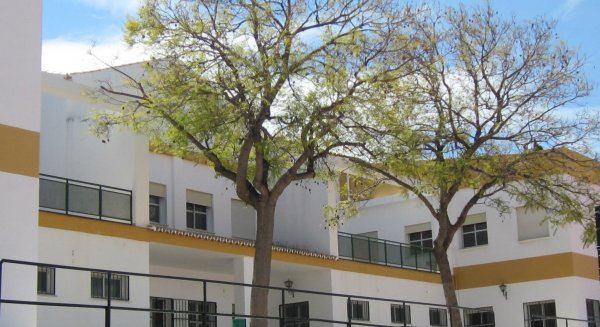 Hallan un cádaver en estado de descomposición en Vélez-Málaga