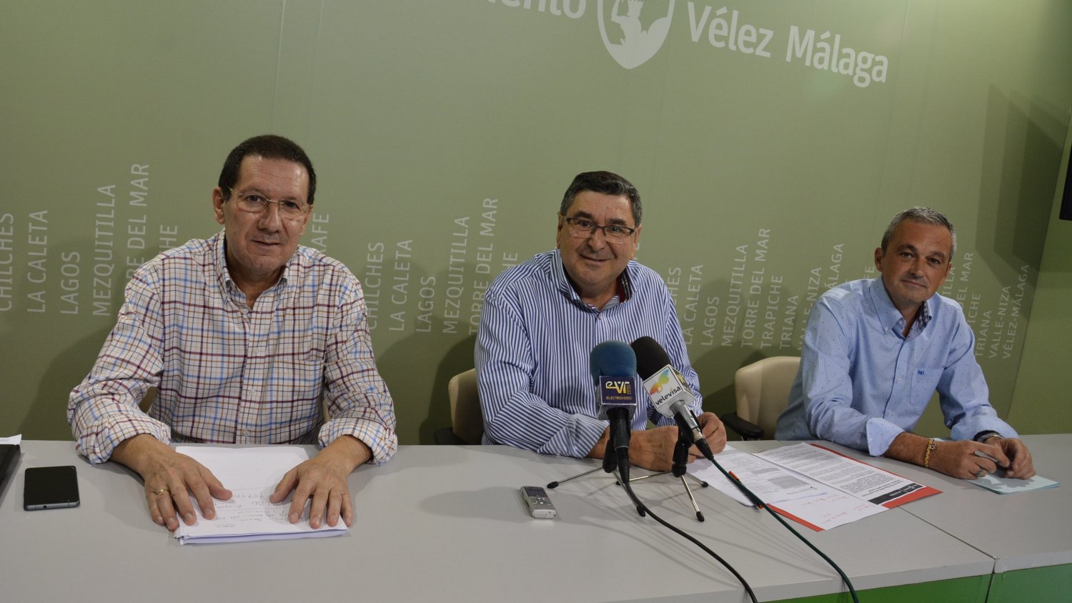 El alcalde de Vélez-Málaga anuncia que la reestructuración del Gobierno “potenciará la gestión municipal”