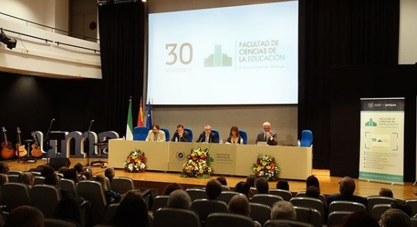 UMA.- Ciencias de la Educación celebra su 30 aniversario con el compromiso de 