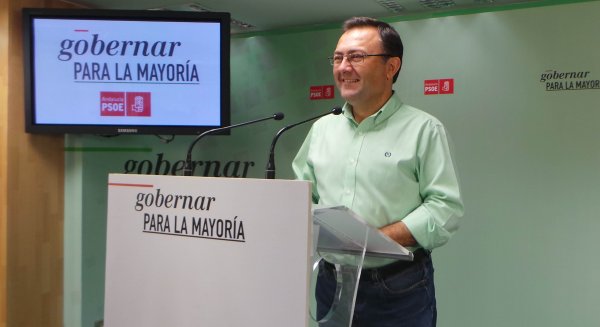Heredia exige al presidente de la CNMC que explique en el Congreso 