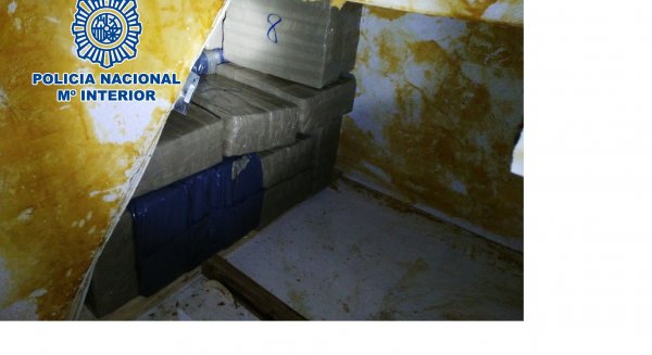 Incautan 500 kilos de hachís en una embarcación de recreo