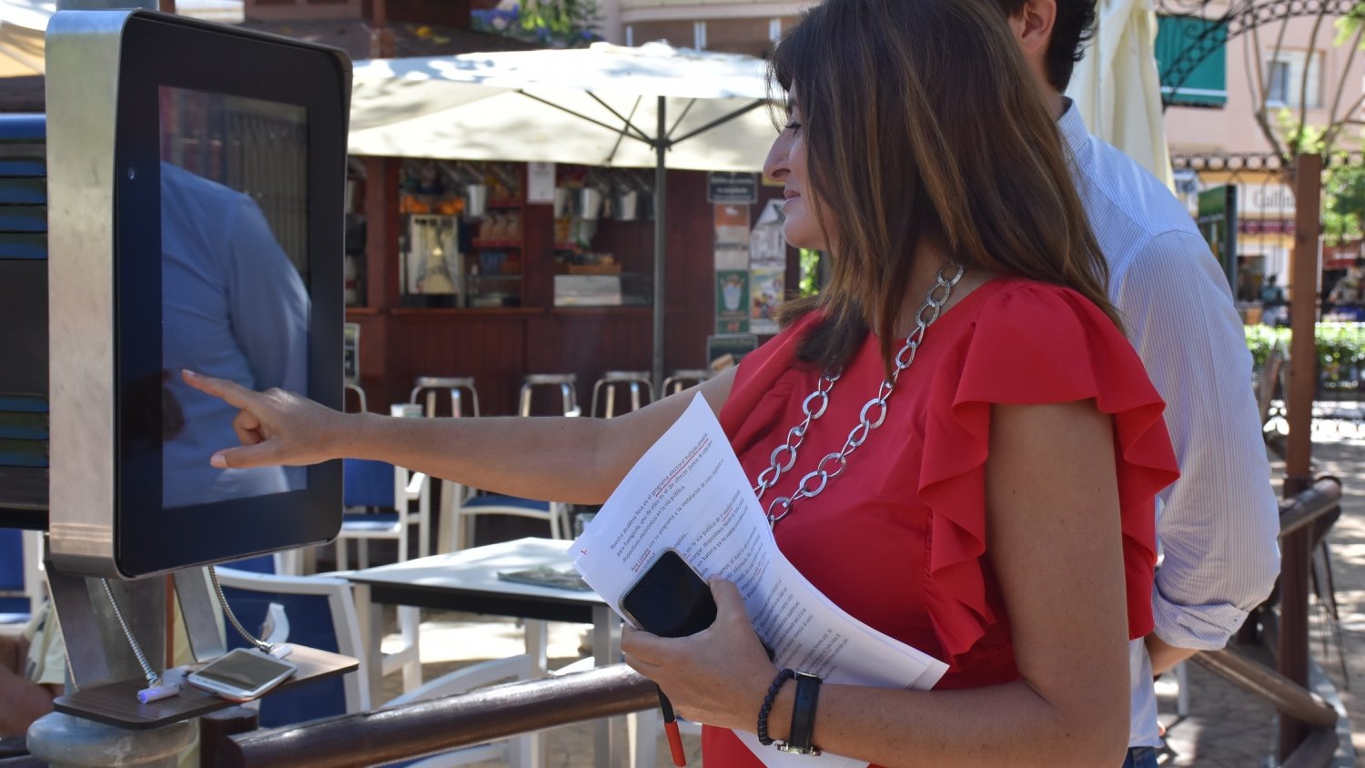 Los puntos de carga gratuitos para móviles en Fuengirola registran más de 56.000 usuarios