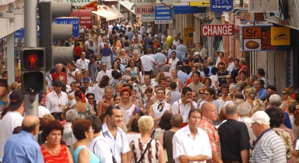 El numero de visitantes extranjeros aumenta en un 20% en Torremolinos con respecto a 2015