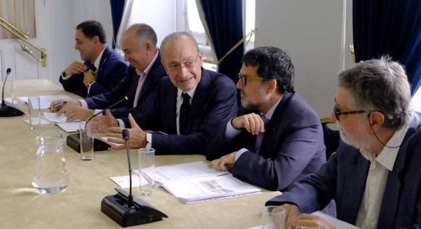 Málaga crea un grupo de trabajo de expertos para aspirar a ser sede de la Agencia Europea de Medicamento