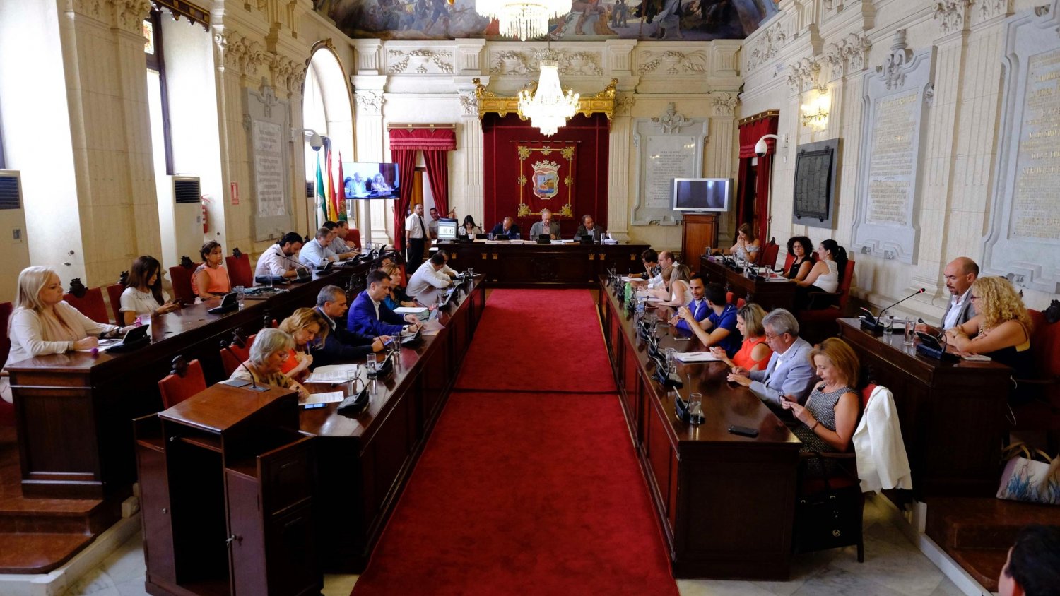 El Pleno aprueba dos modificaciones presupuestarias que suman casi 80 millones de euros