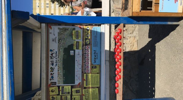 Comienza una nueva campaña de concienciación en materia de limpieza de las playas de Vélez-Málaga