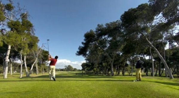 El turismo de golf responde a la oferta del sector y aporta buenos datos en su temporada baja
