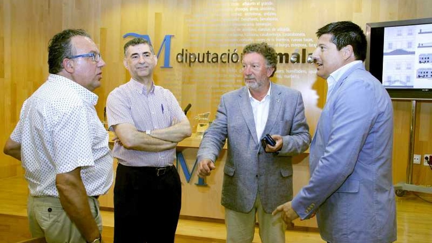 La Diputación contrata obras de mejora, mantenimiento y seguridad en carreteras por 14 millones de euros