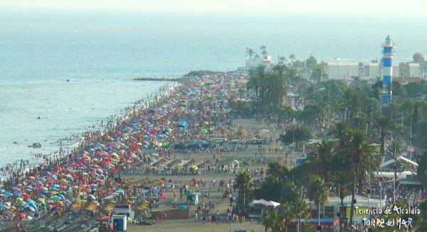 250.000 personas se dan cita en Torre del Mar para contemplar el Festival Aéreo Internacional Air Show