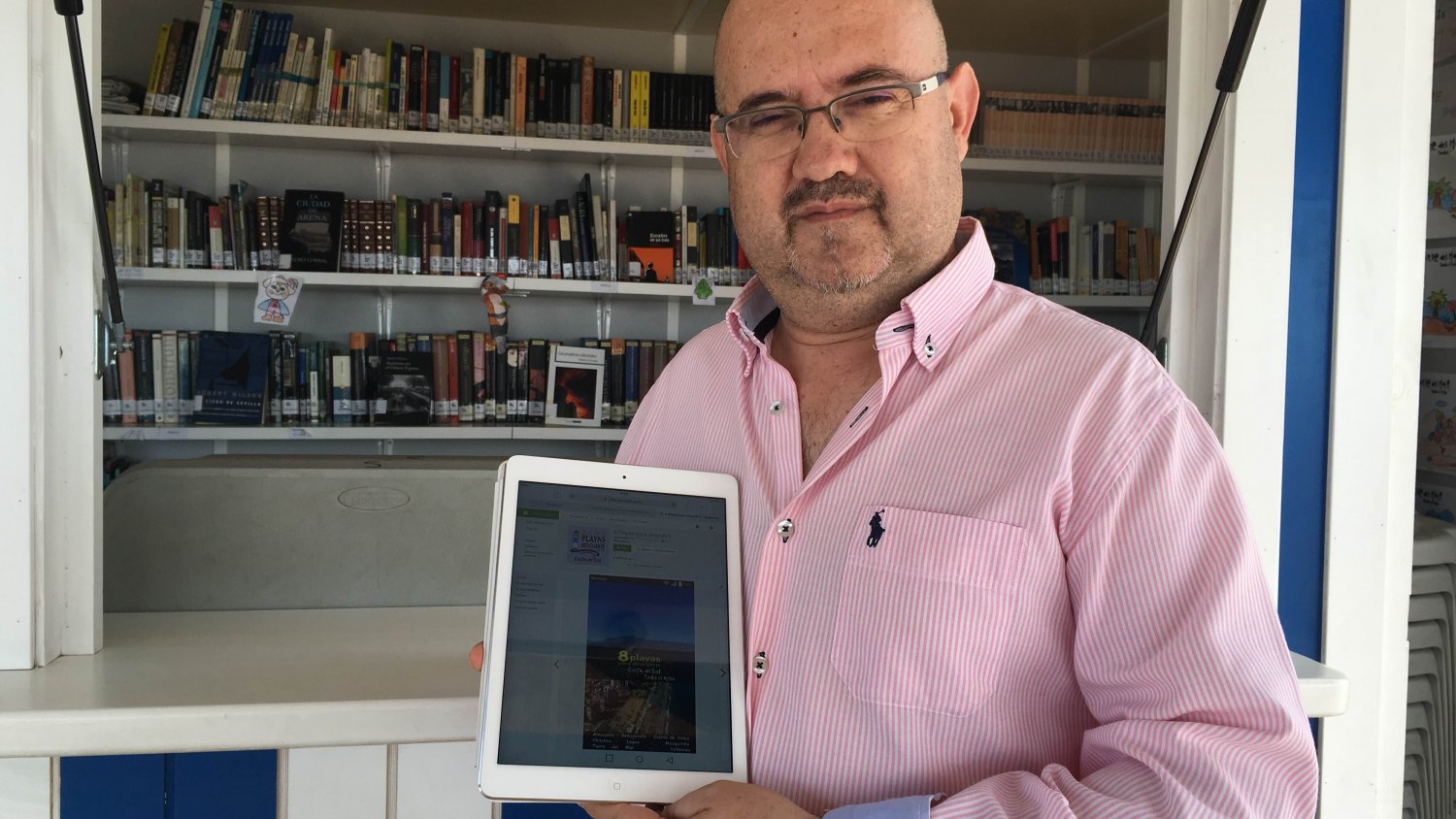 Vélez-Málaga presenta la nueva App de playas “8 playas para descubrir”
