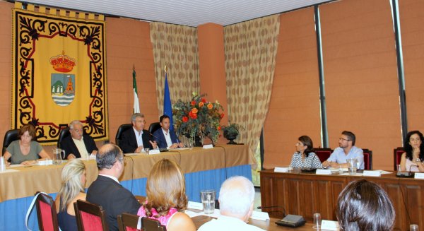 El Pleno de Estepona aprueba la inversión municipal de 17,7 millones para comenzar la obra del centro hospitalario
