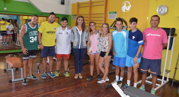 35 jóvenes participan en los programas de integración puestos en marcha por Bienestar Social en Vélez-Málaga