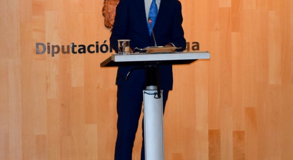 El PSOE reivindica un cambio en la Diputación de Málaga frente al inmovilismo del PP