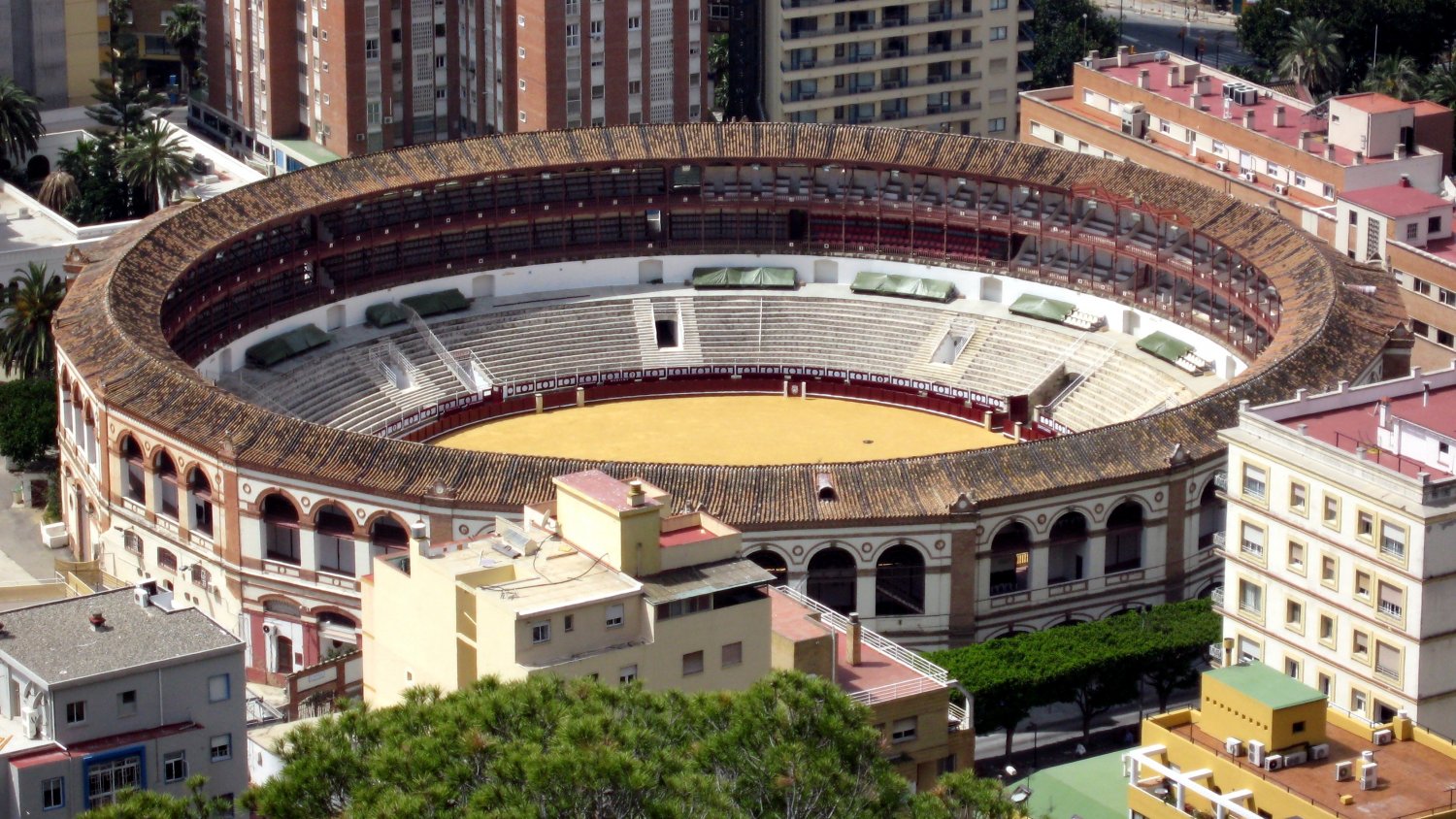 Ciudadanos vota a favor de un nuevo concurso para la gestión de la plaza de toros de La Malagueta