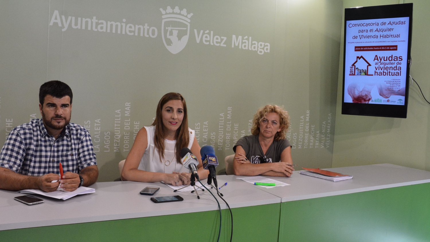 Vélez-Málaga realiza una campaña informativa sobre el programa 'Alquila'
