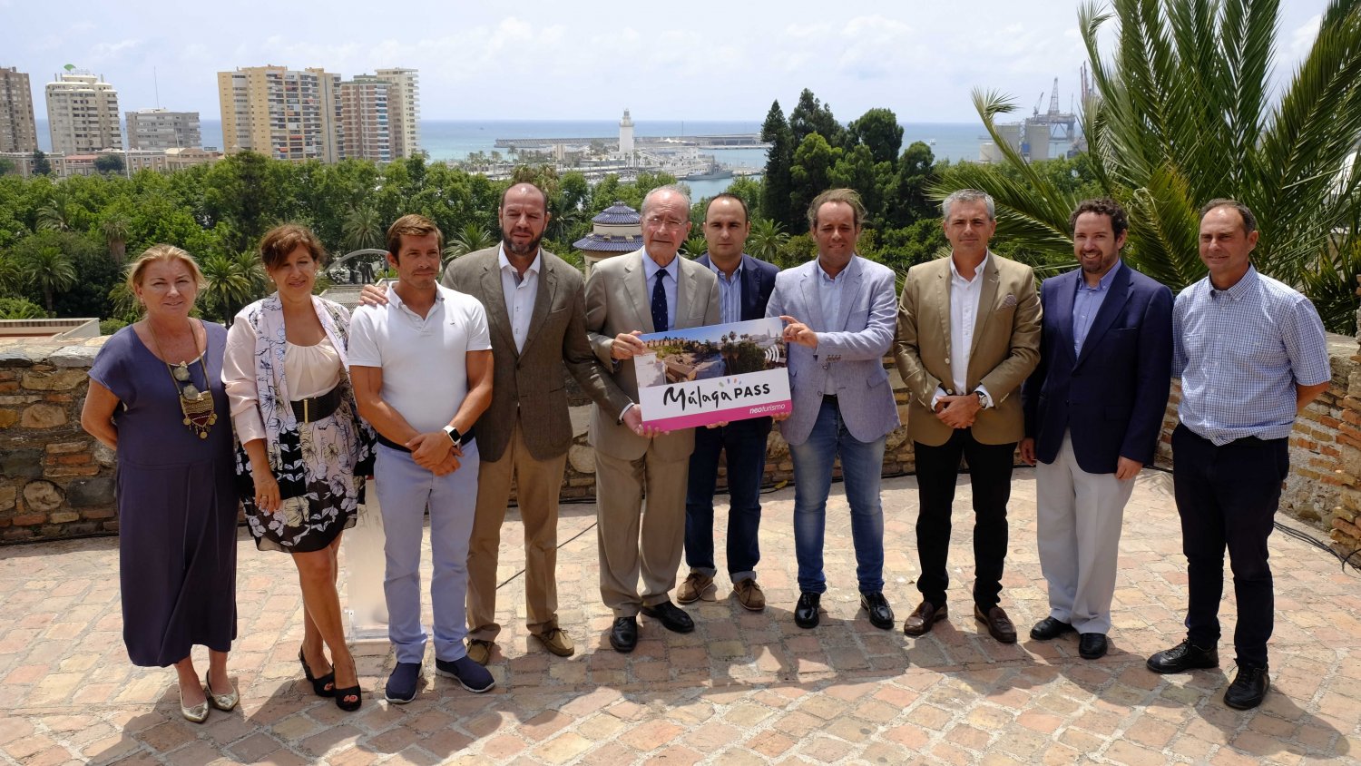 Turistas y visitantes ya disponen de la tarjeta 'Málaga Pass'