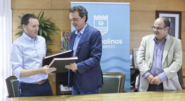 El Ayuntamiento de Torremolinos y Astosam firman un convenio de ayuda para personas en riesgo de exclusión social