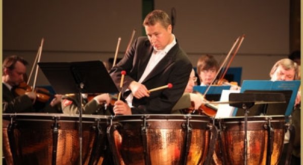 Yuri Chugúyev: 