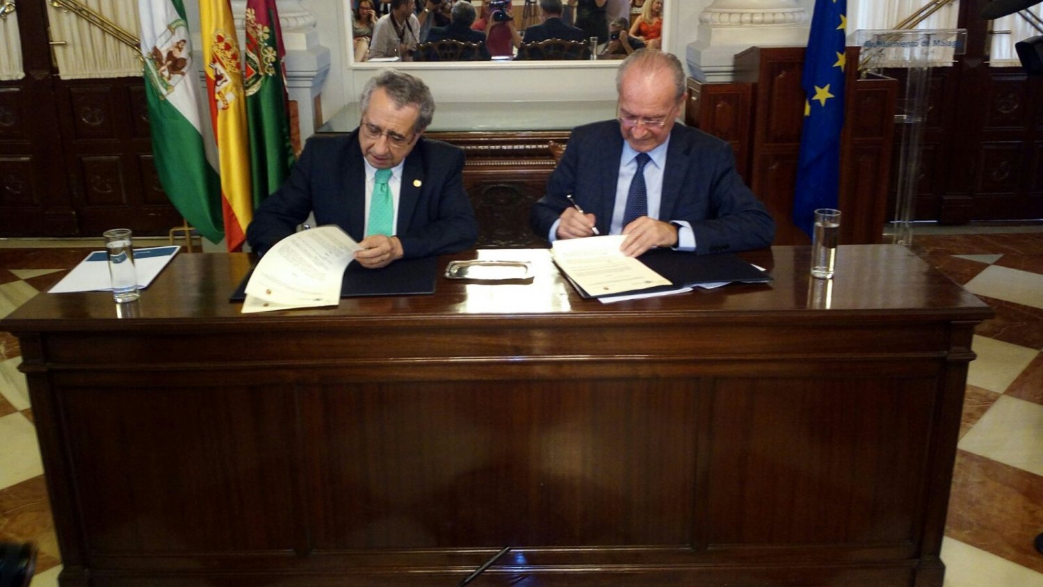 El Ayuntamiento de Málaga y la UMA firman un convenio de programas conjuntos