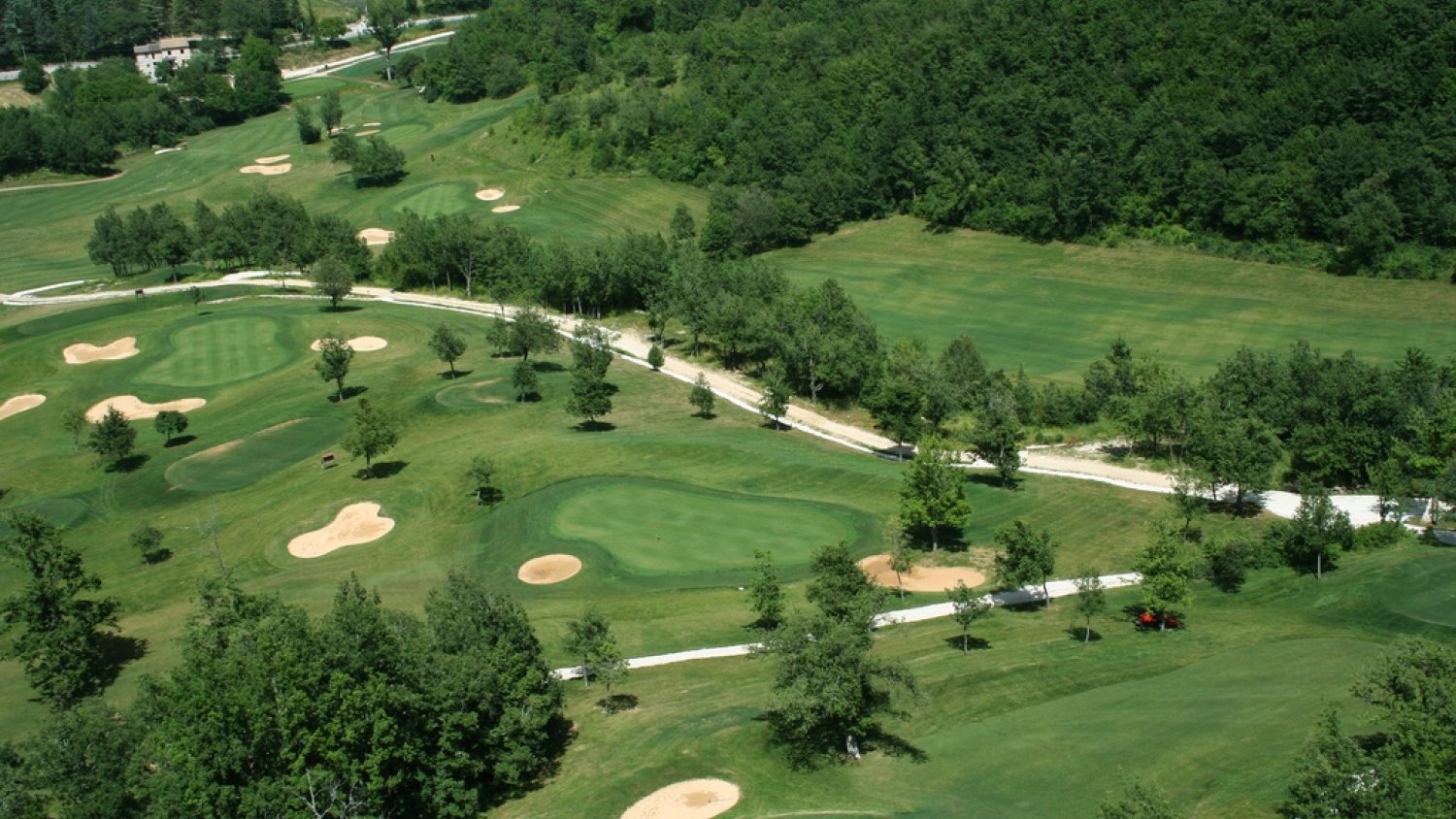 Los campos de la Costa del Golf ofrecen ventajas para la práctica de este deporte