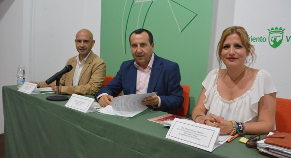 Vélez-Málaga acoge las jornadas sobre modernización de explotaciones agrarias e incorporación de jóvenes al sector agrícola